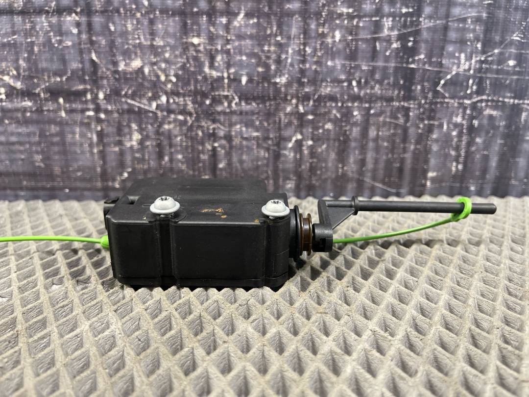 Замок лючка бензобака, 473 рублей, Красноярск