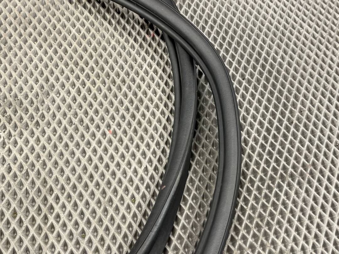 Уплотнитель крышки багажника, 1073 рублей, Красноярск