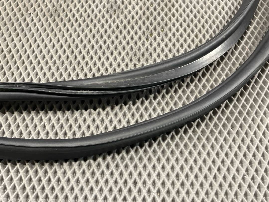 Уплотнитель крышки багажника, 1073 рублей, Красноярск