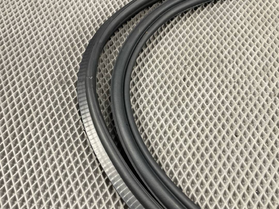 Уплотнитель крышки багажника, 1073 рублей, Красноярск