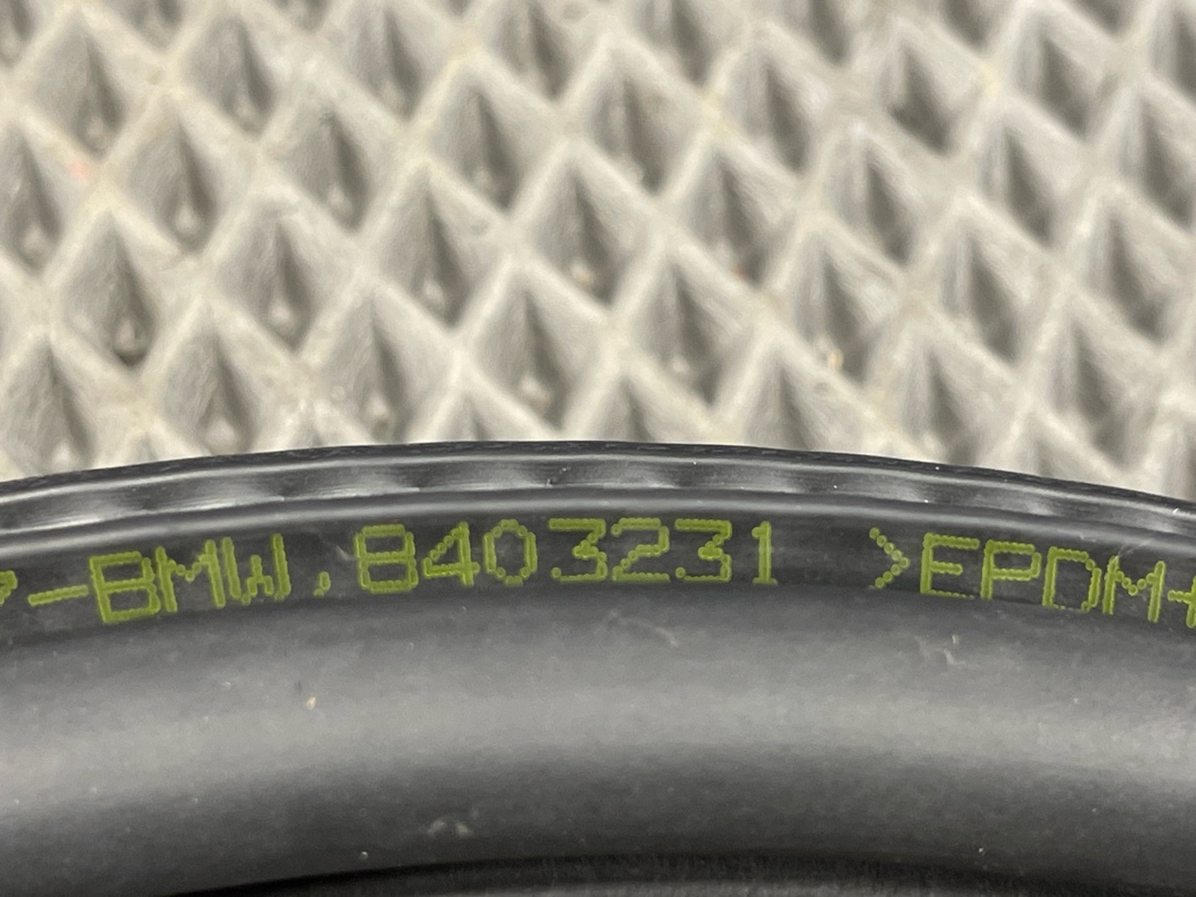 Уплотнитель крышки багажника, 1073 рублей, Красноярск