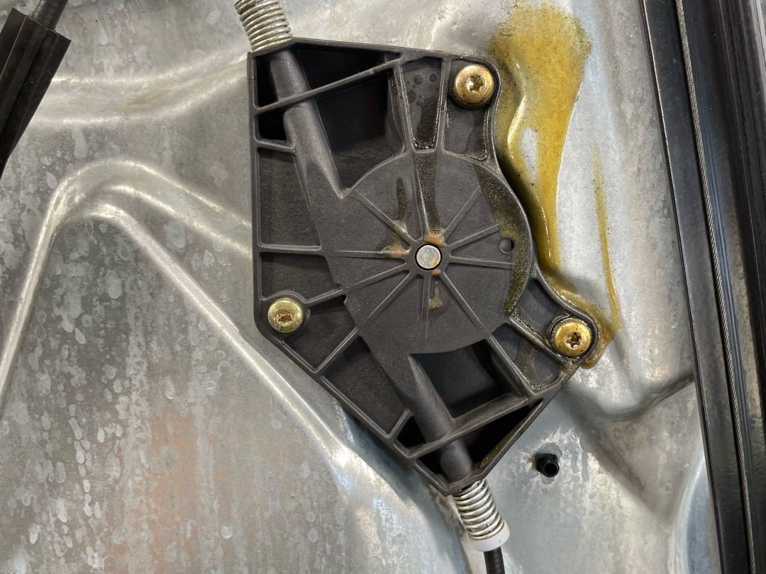 Стеклоподъемник, 3516 рублей, Красноярск