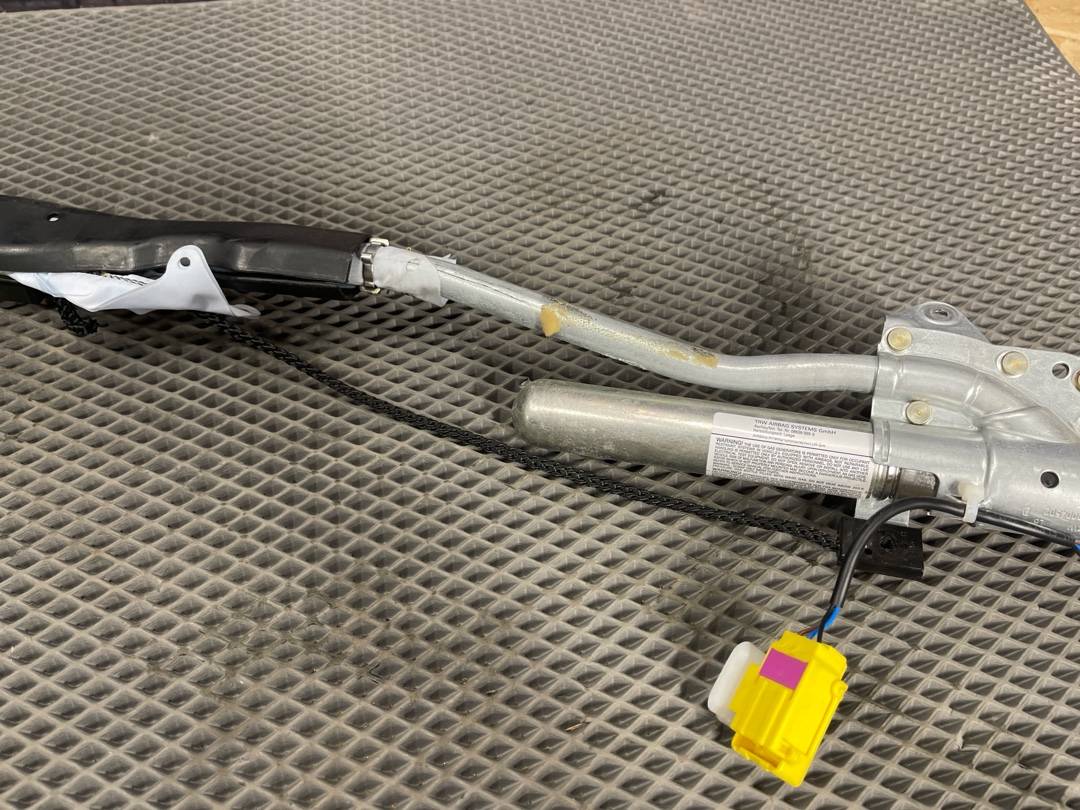 Подушка безопасности, 912 рублей, Красноярск