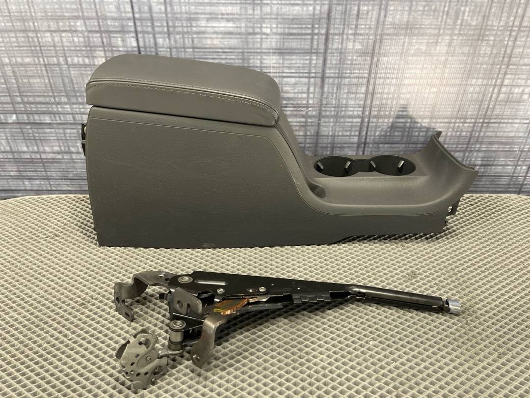 Подлокотник, 5172 рублей, Красноярск