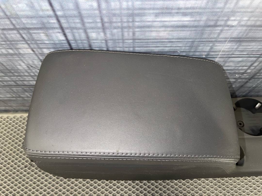 Подлокотник, 5172 рублей, Красноярск