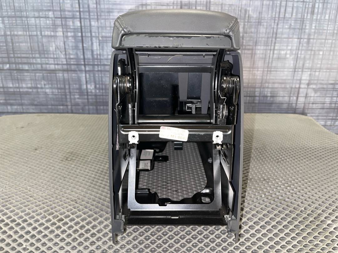 Подлокотник, 5172 рублей, Красноярск