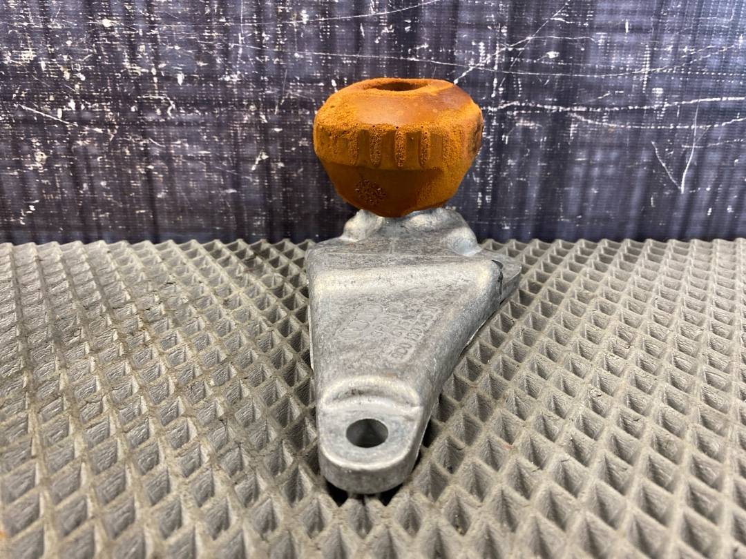 Кронштейн двигателя, 726 рублей, Красноярск