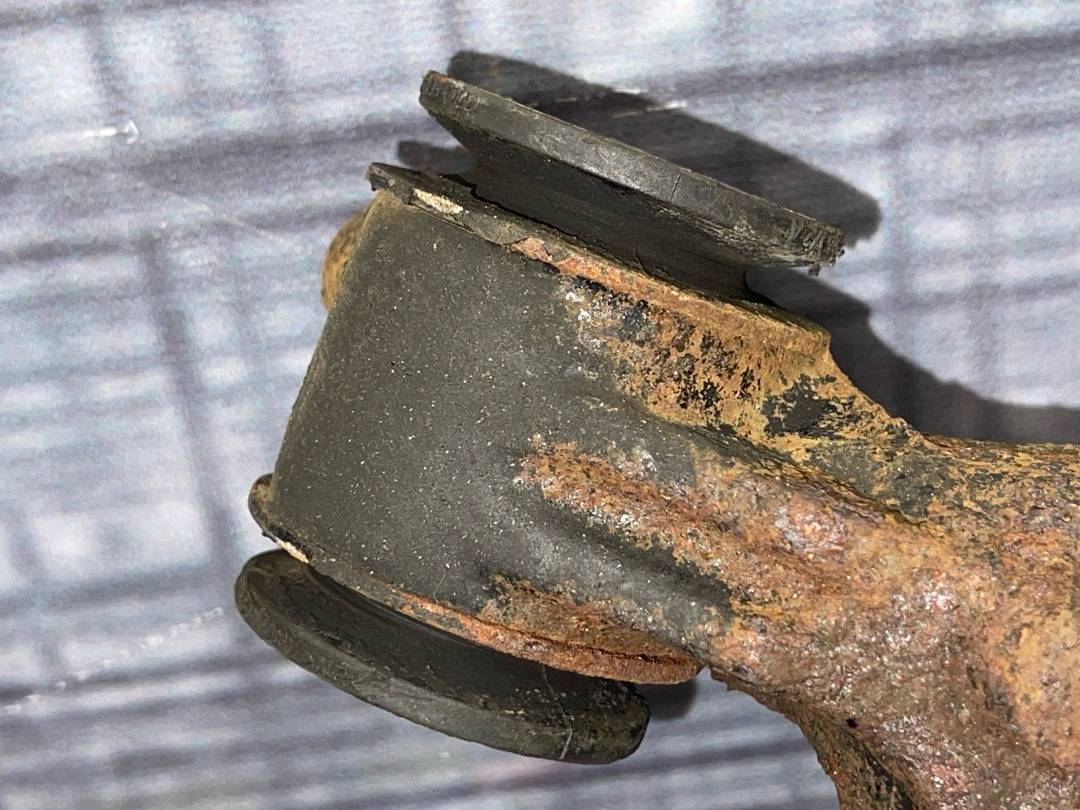 Поворотный кулак, 2268 рублей, Красноярск