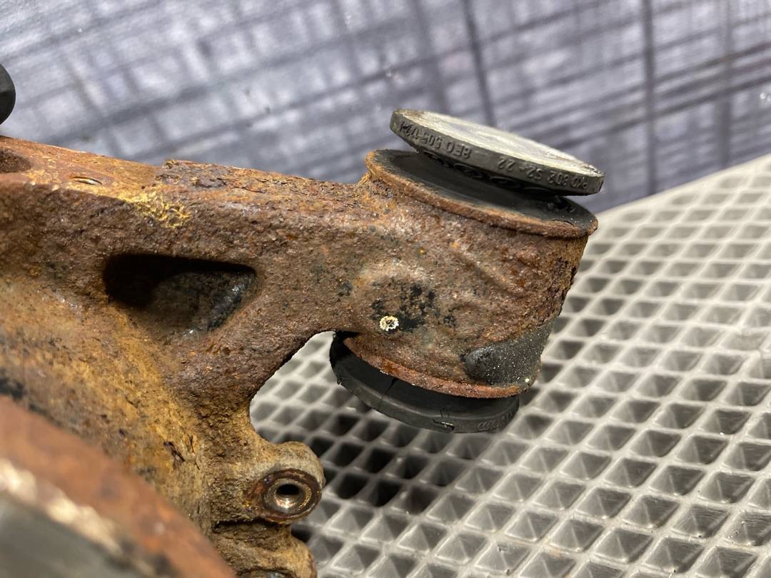 Поворотный кулак, 2268 рублей, Красноярск