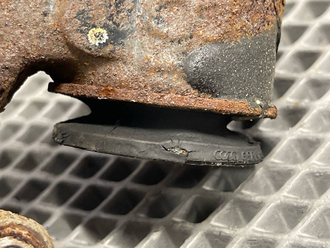 Поворотный кулак, 2268 рублей, Красноярск