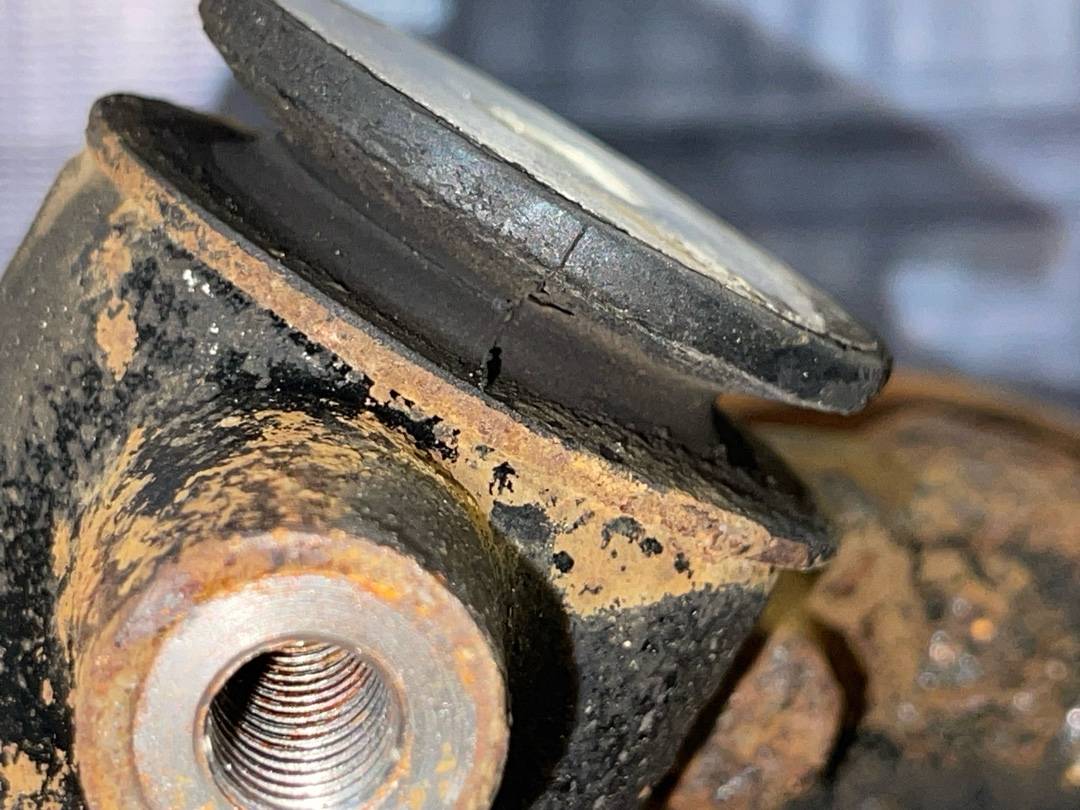 Поворотный кулак, 2268 рублей, Красноярск