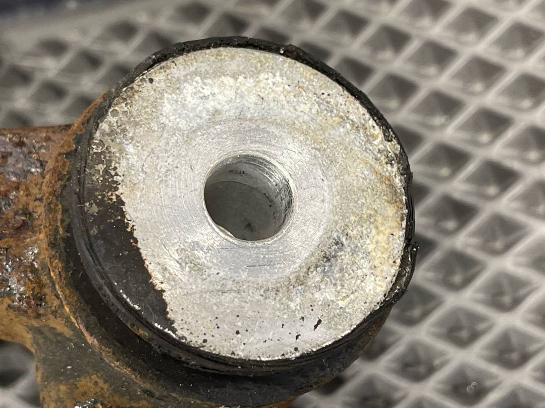 Поворотный кулак, 2268 рублей, Красноярск