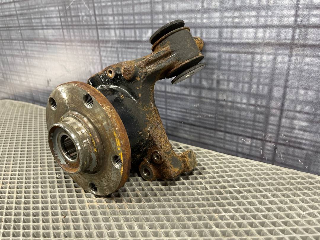 Поворотный кулак, 2268 рублей, Красноярск