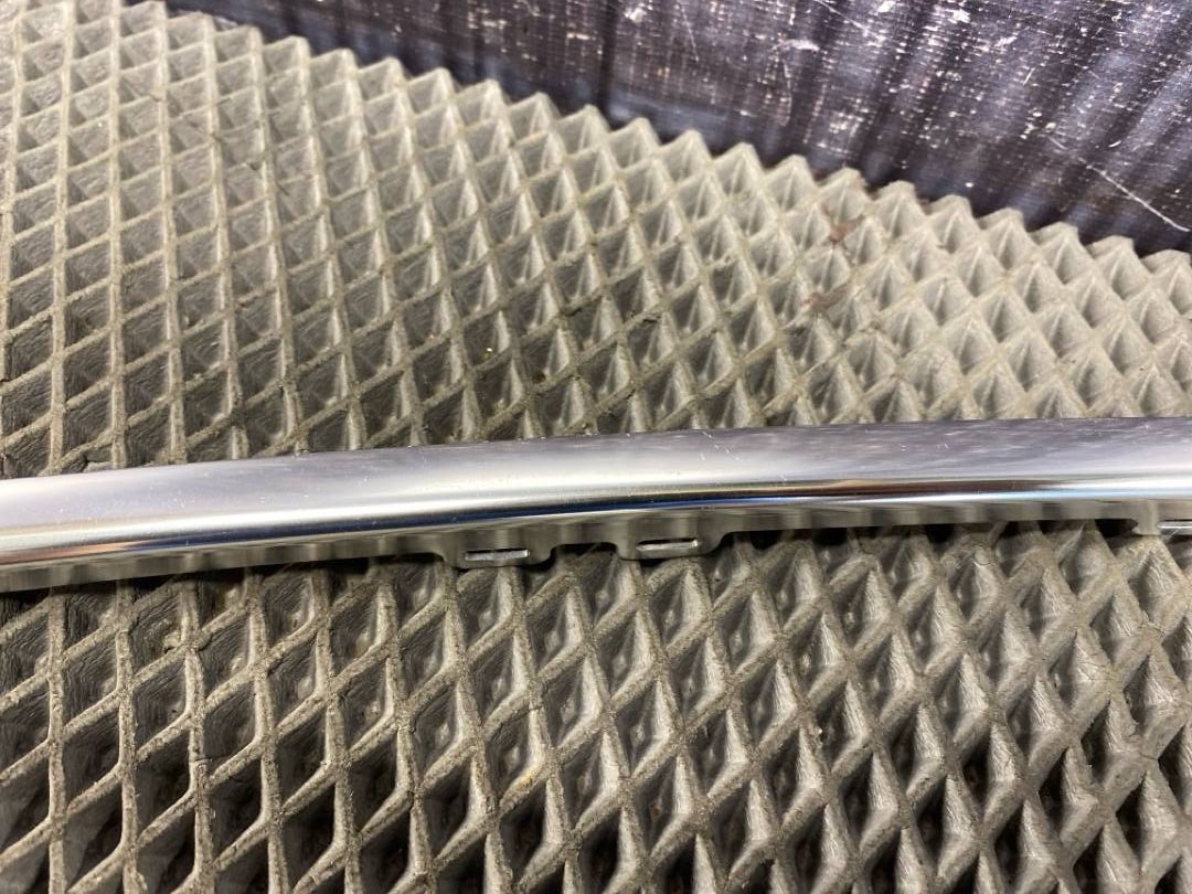 Молдинг стекла, 576 рублей, Красноярск