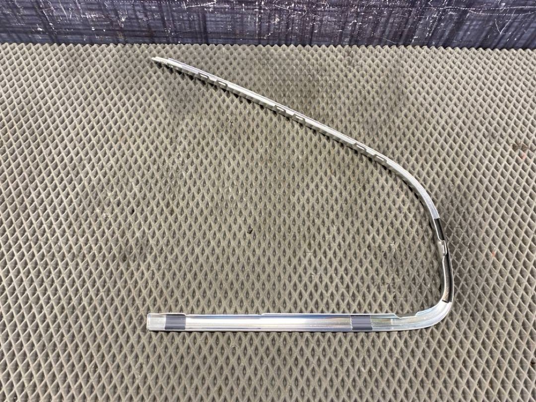 Молдинг стекла, 576 рублей, Красноярск