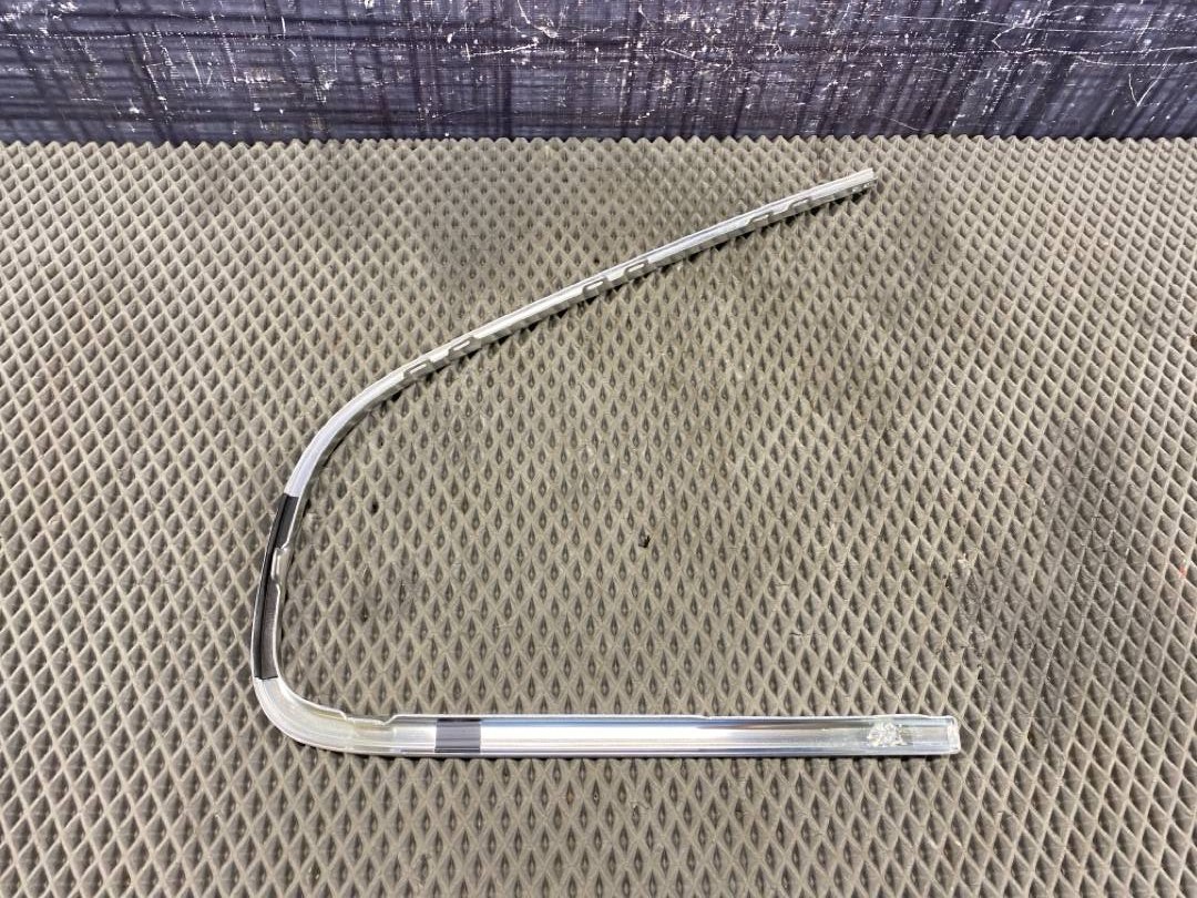 Молдинг стекла, 576 рублей, Красноярск