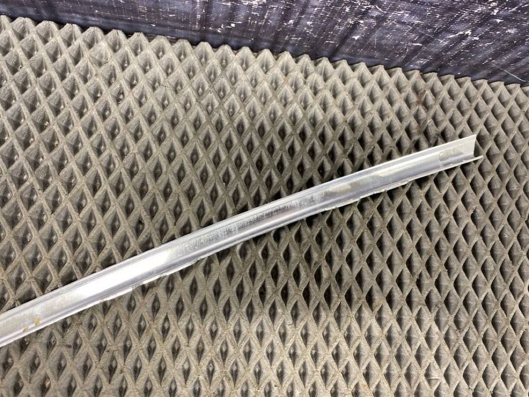 Молдинг стекла, 576 рублей, Красноярск