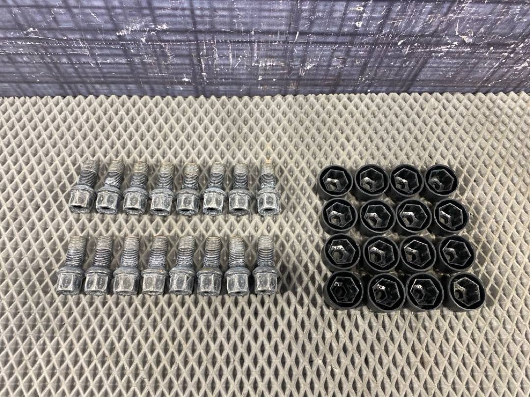 Комплект колесных болтов, 1512 рублей, Красноярск