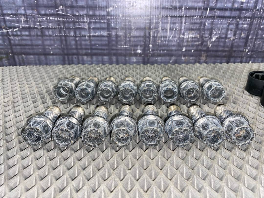 Комплект колесных болтов, 1512 рублей, Красноярск