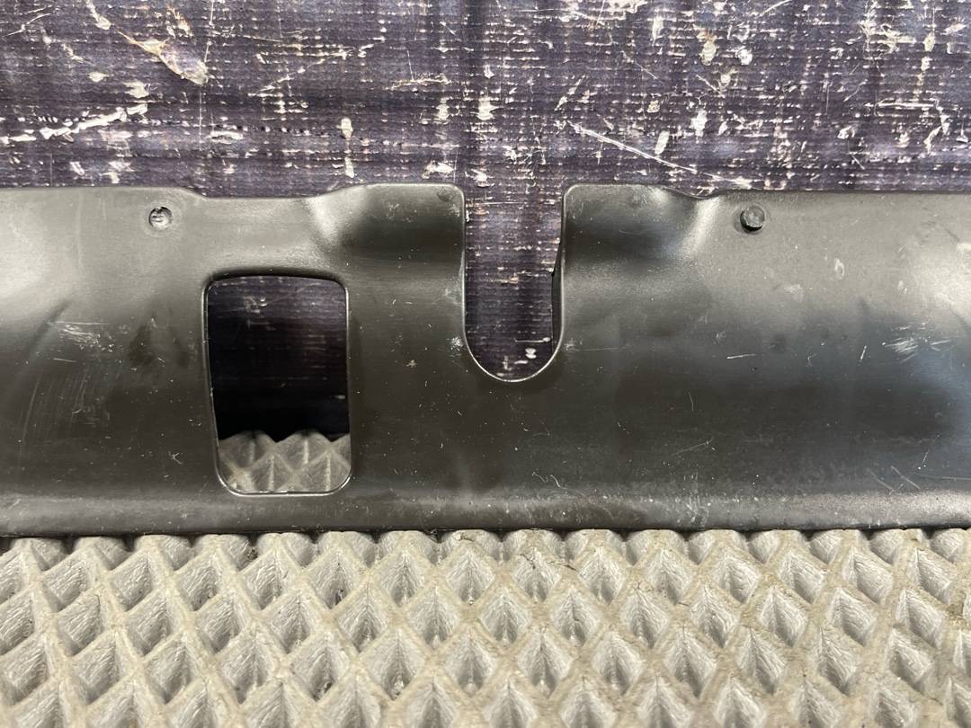 Декоративная накладка замка капота, 1056 рублей, Красноярск