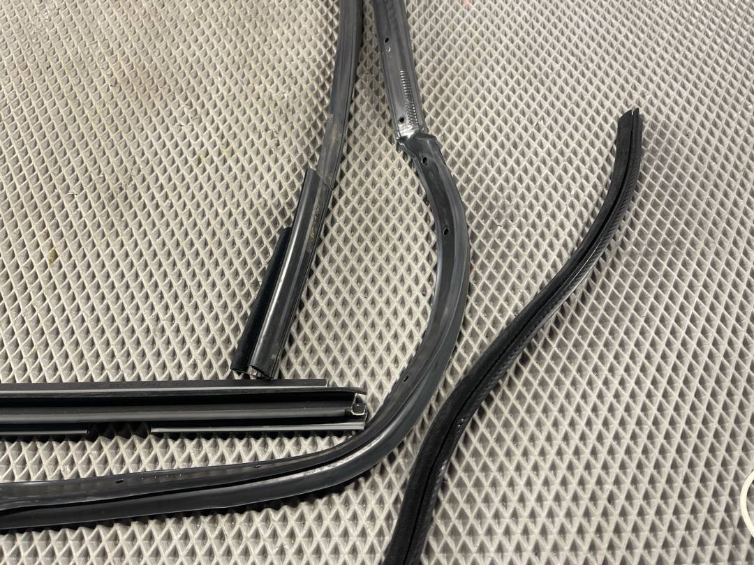 Уплотнительная резинка, 1212 рублей, Красноярск