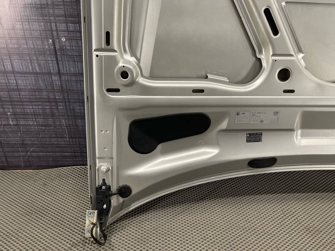 Капот, 12164 рублей, Красноярск