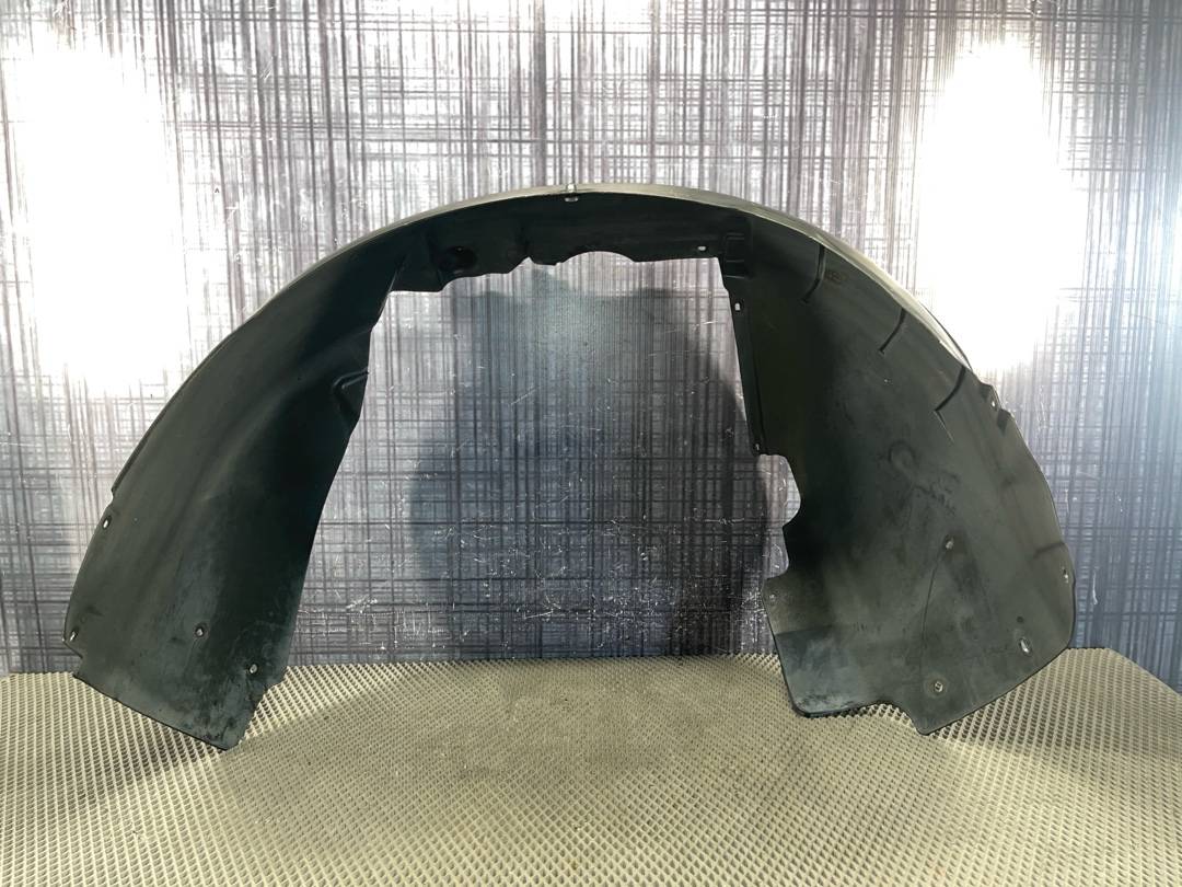 Подкрылок, 3111 рублей, Красноярск