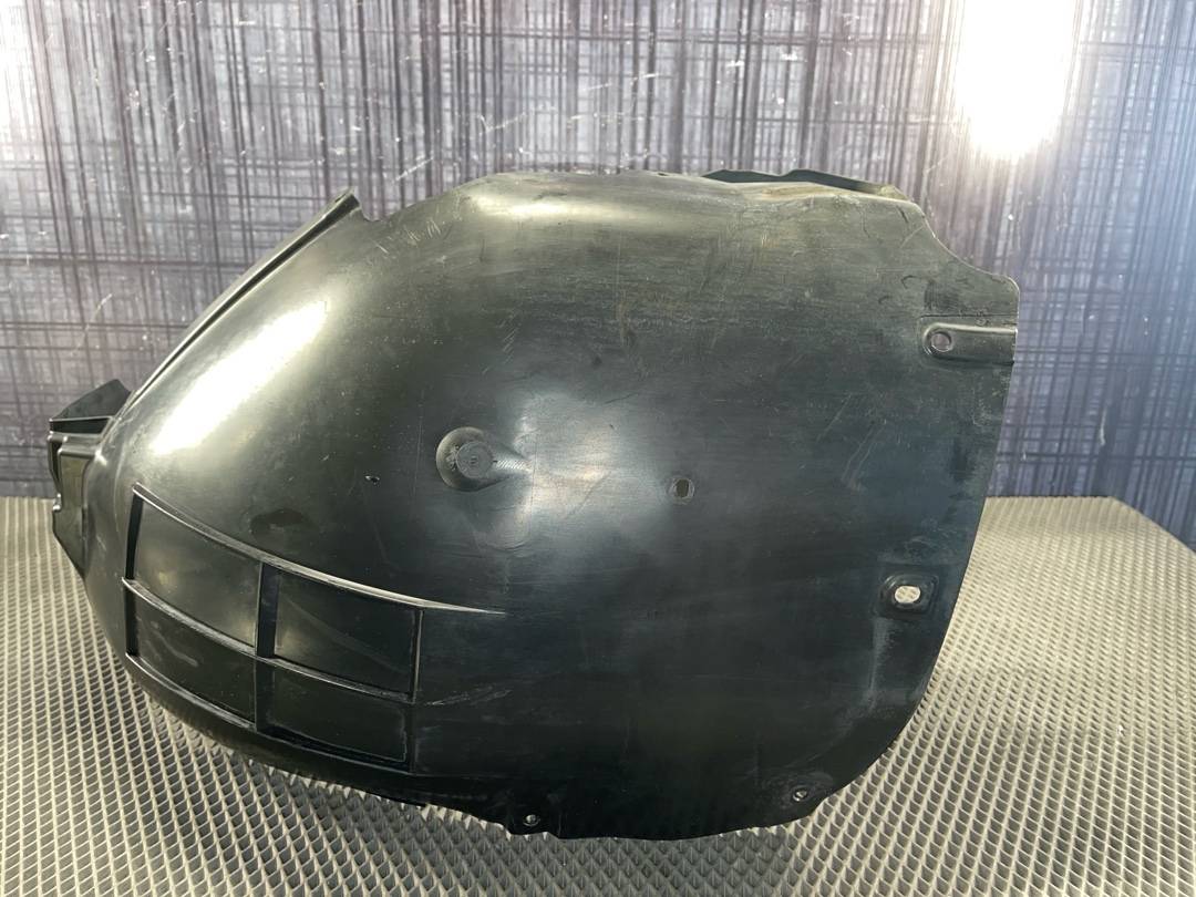 Подкрылок, 3111 рублей, Красноярск