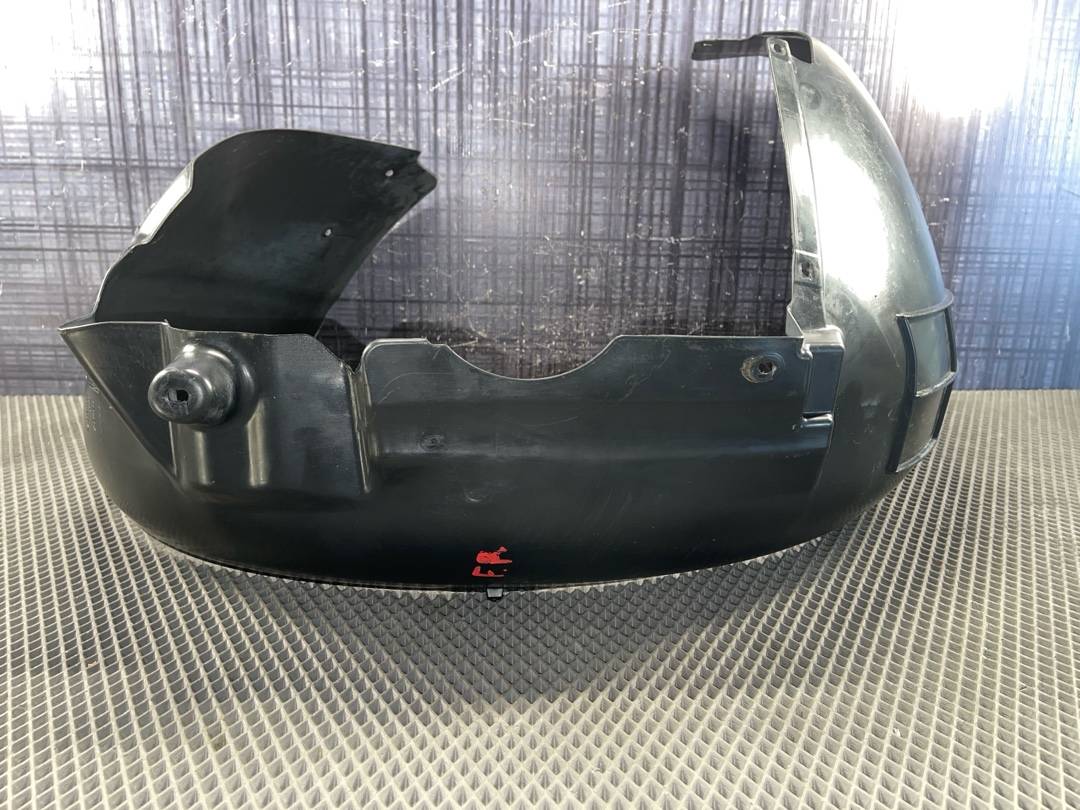 Подкрылок, 3111 рублей, Красноярск