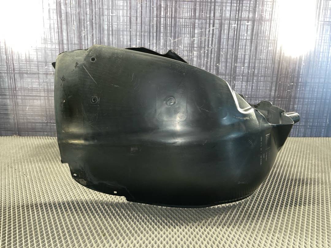 Подкрылок, 3111 рублей, Красноярск