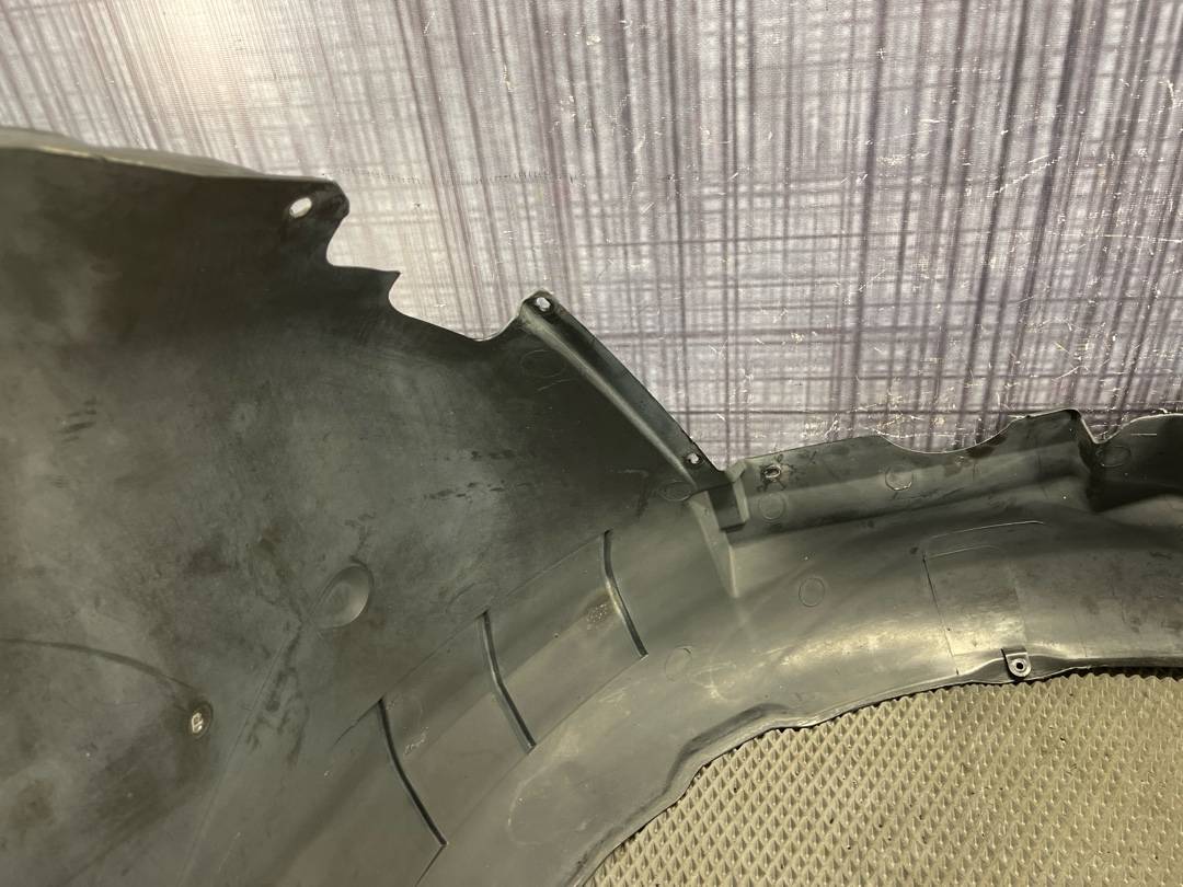 Подкрылок, 3111 рублей, Красноярск