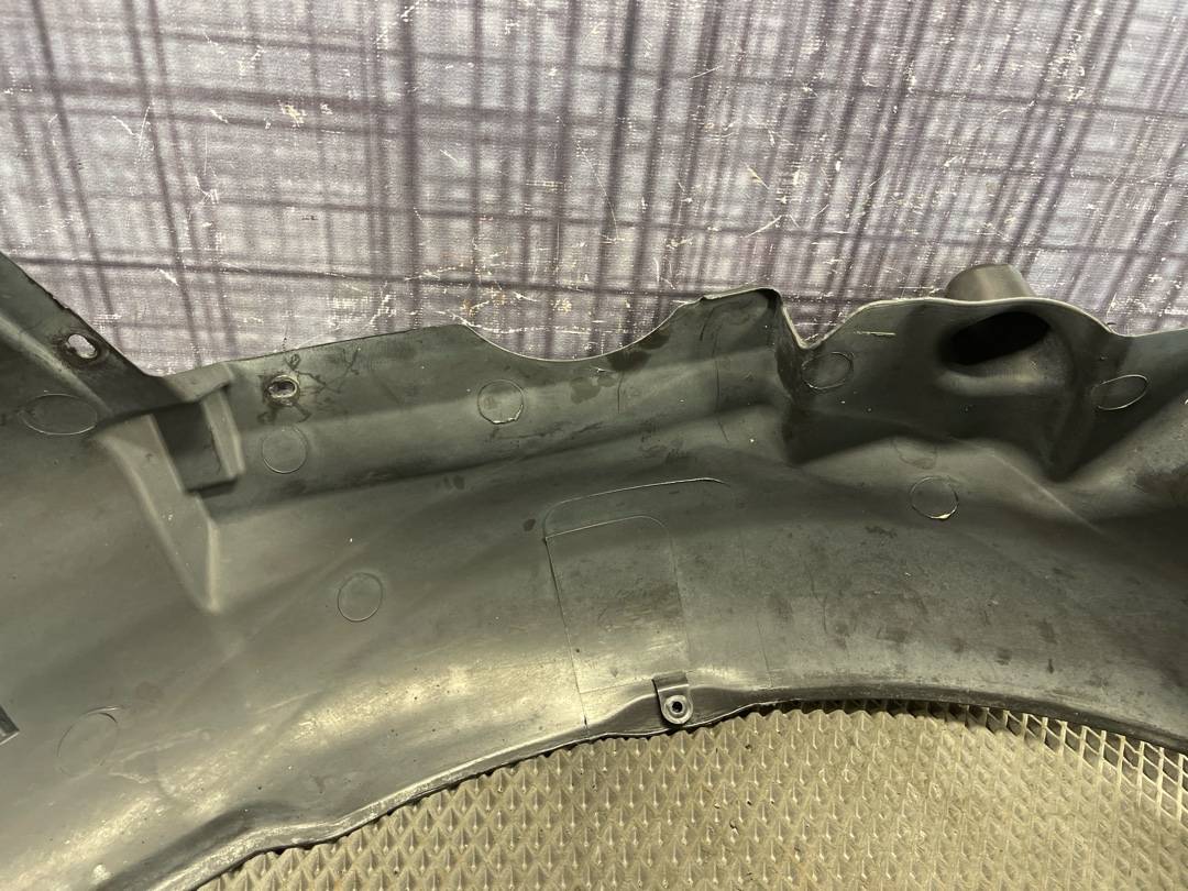 Подкрылок, 3111 рублей, Красноярск