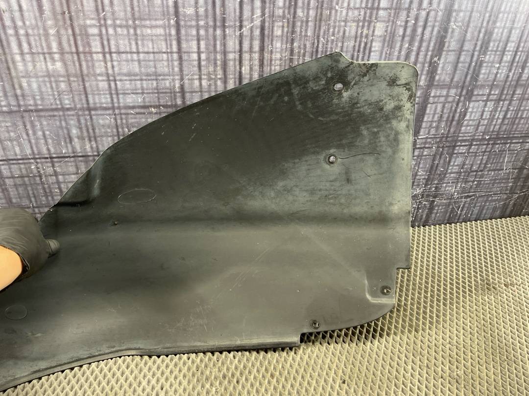 Подкрылок, 3111 рублей, Красноярск