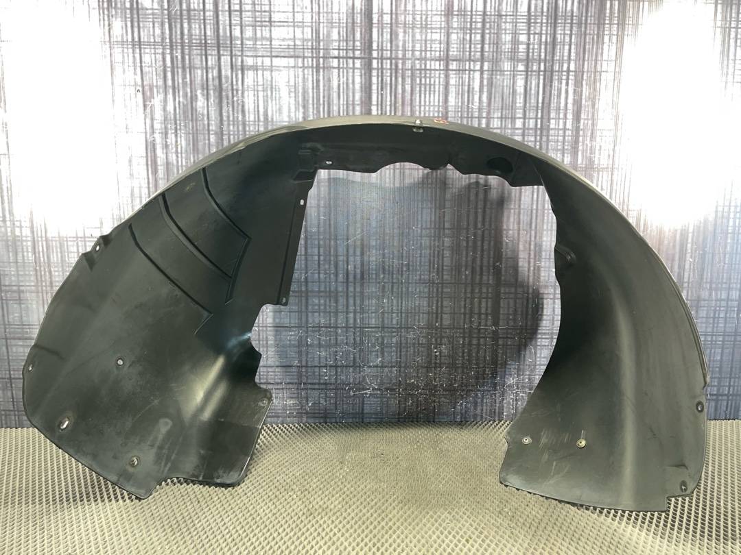 Подкрылок, 3111 рублей, Красноярск