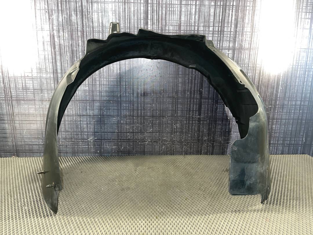 Подкрылок, 3111 рублей, Красноярск