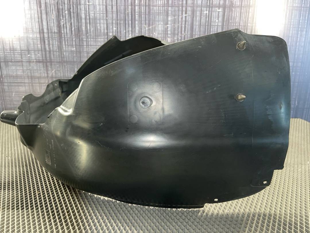 Подкрылок, 3111 рублей, Красноярск