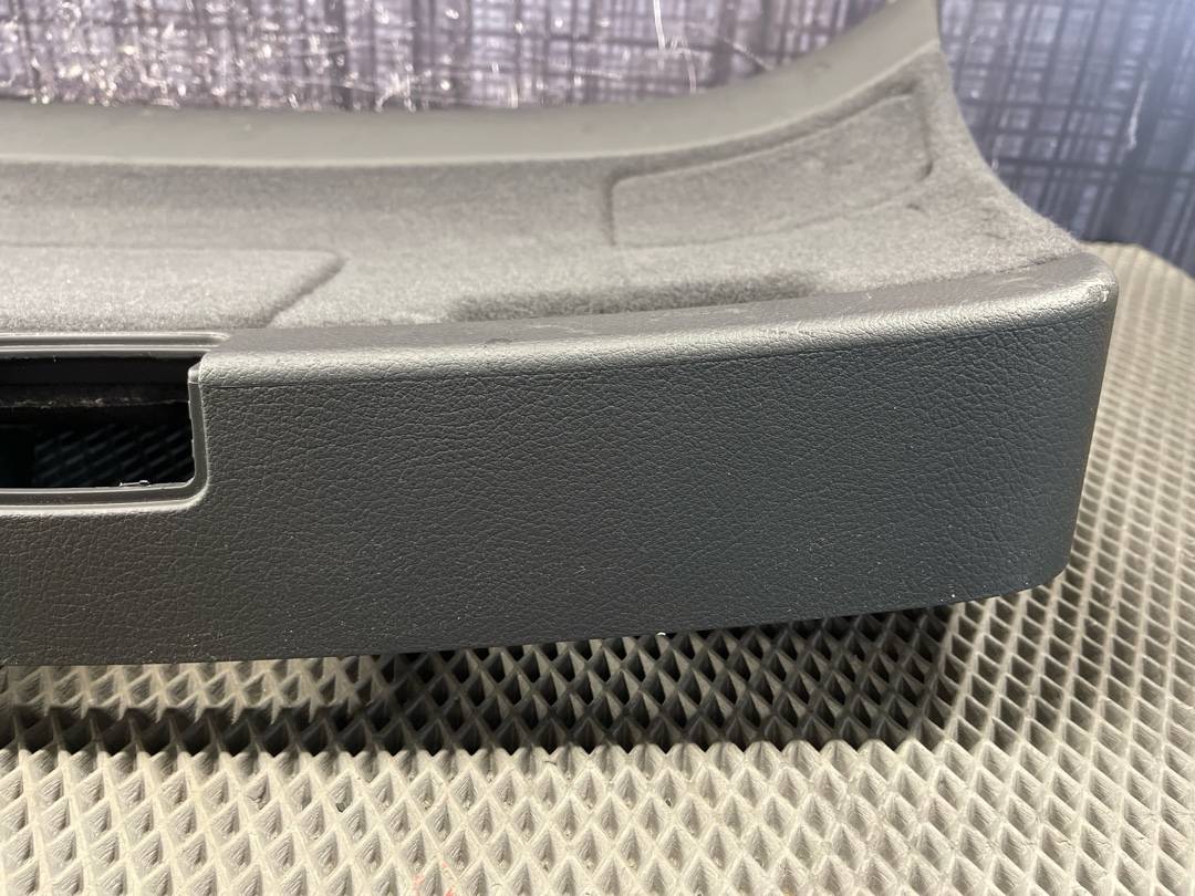 Обшивка крышки багажника, 1921 рублей, Красноярск