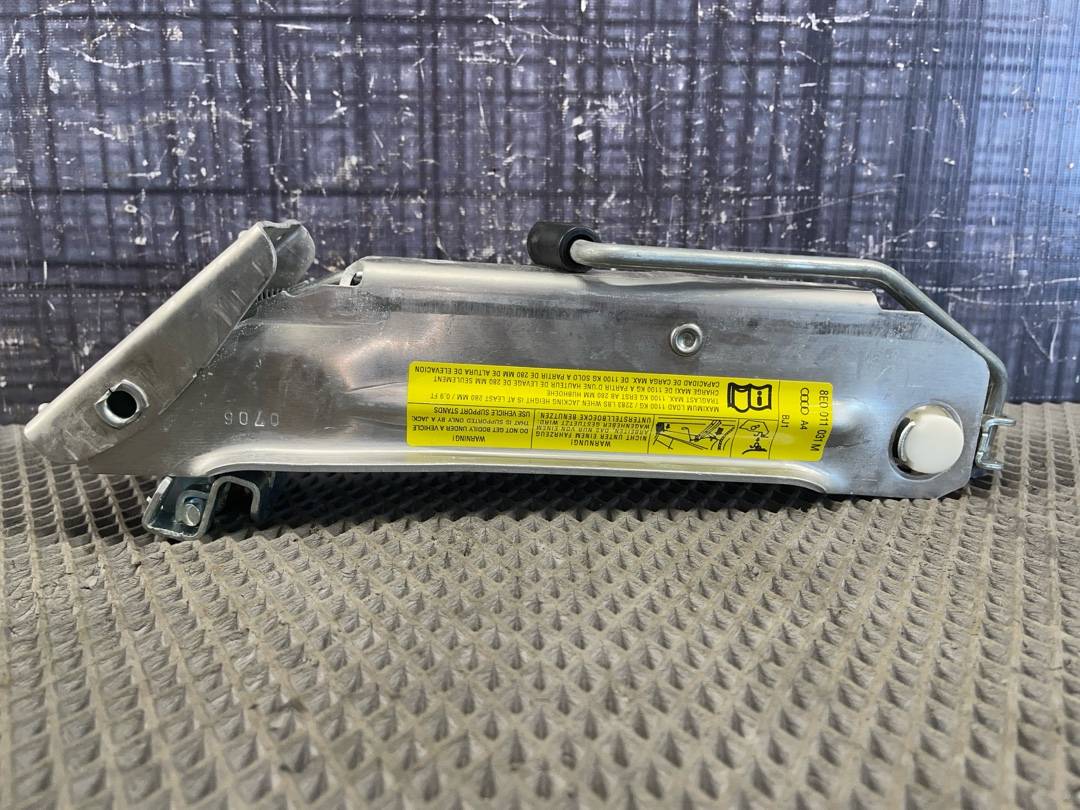 Домкрат, 2525 рублей, Красноярск