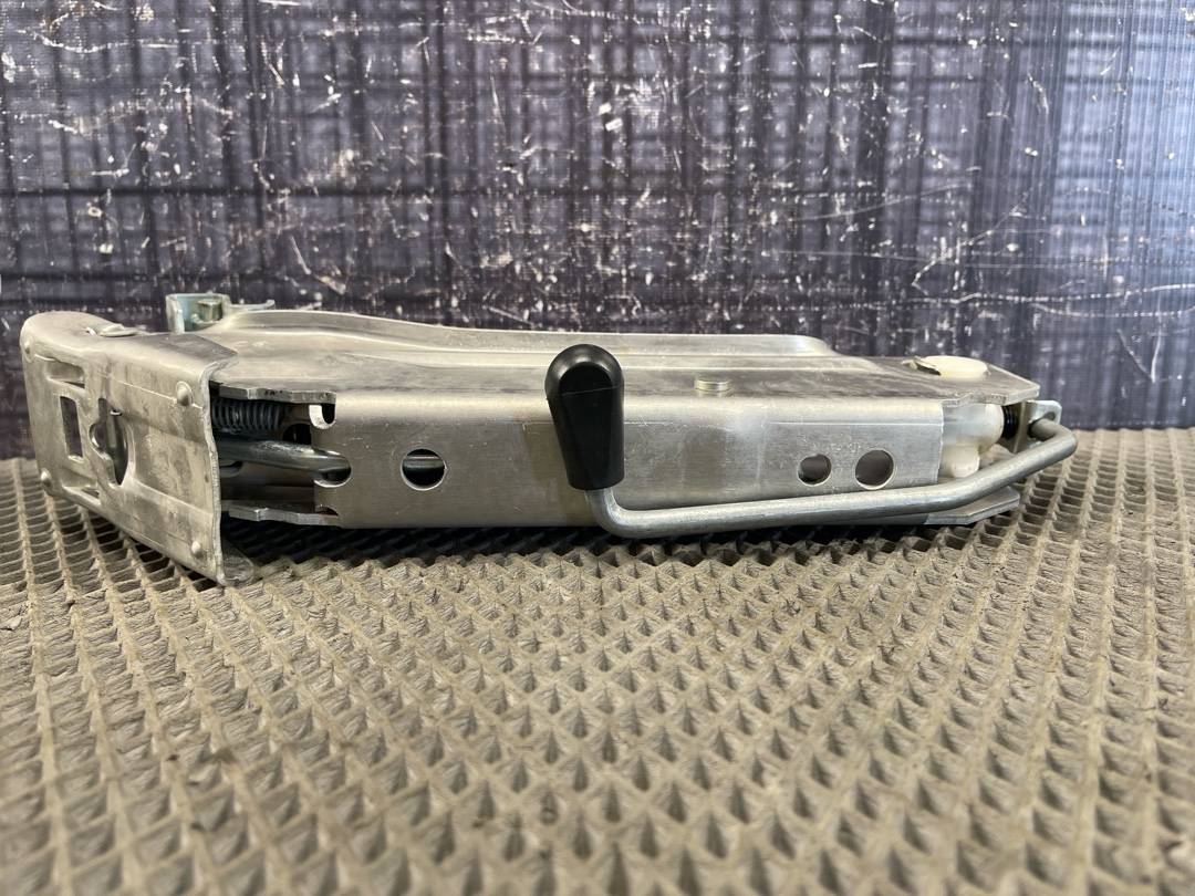 Домкрат, 2525 рублей, Красноярск