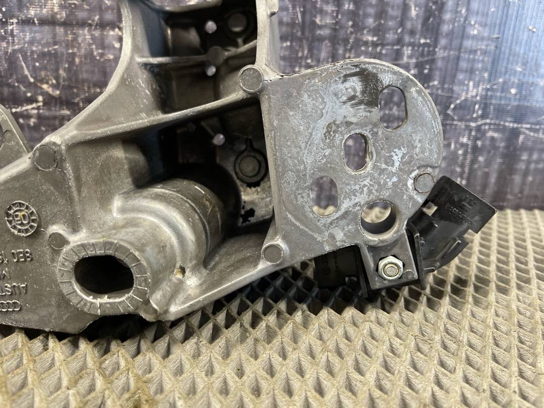 Кронштейн двигателя, 944 рублей, Красноярск