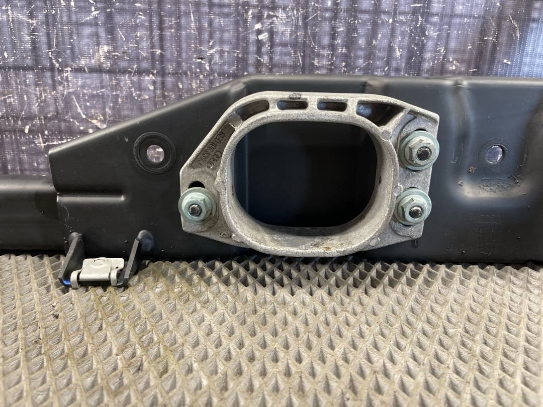 Рамка радиатора, 3179 рублей, Красноярск