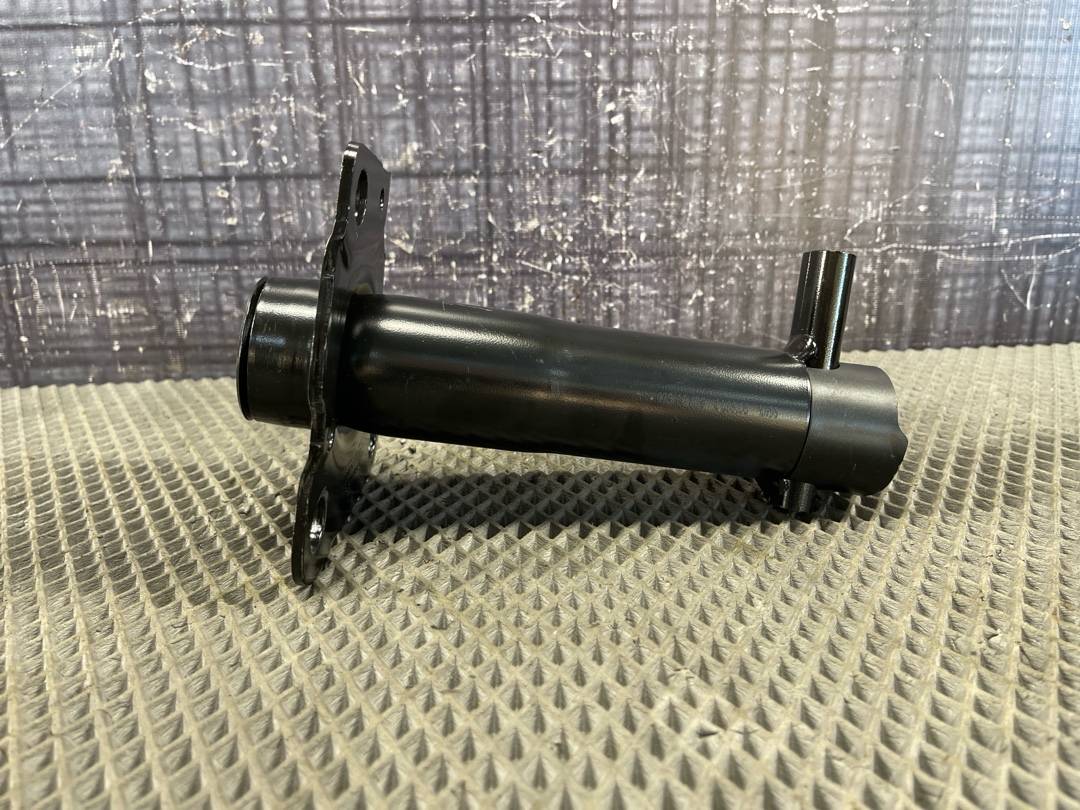 Кронштейн усилителя бампера, 1386 рублей, Красноярск