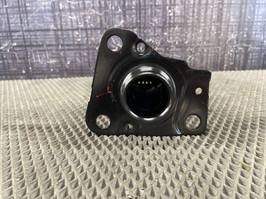 Кронштейн усилителя бампера, 1386 рублей, Красноярск