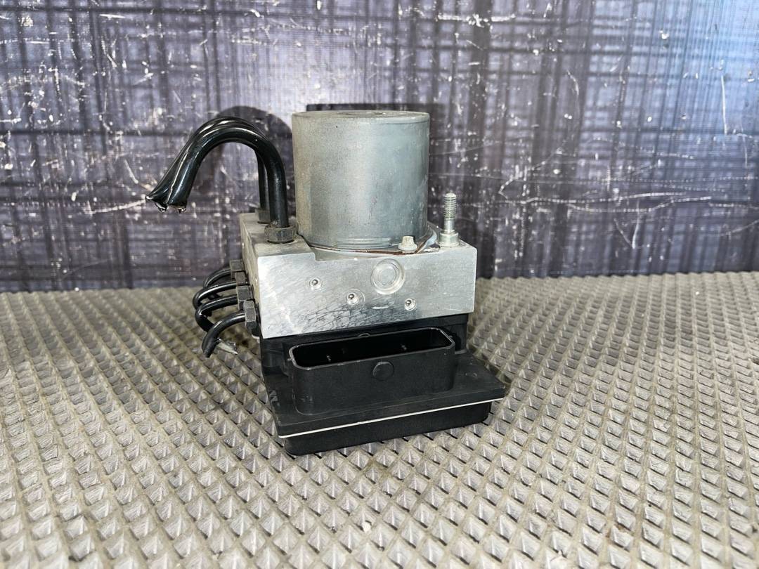 Блок ABS, 5984 рублей, Красноярск