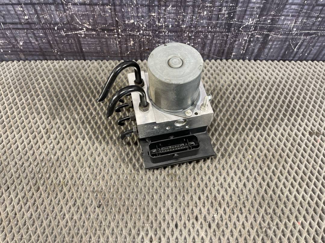 Блок ABS, 5984 рублей, Красноярск