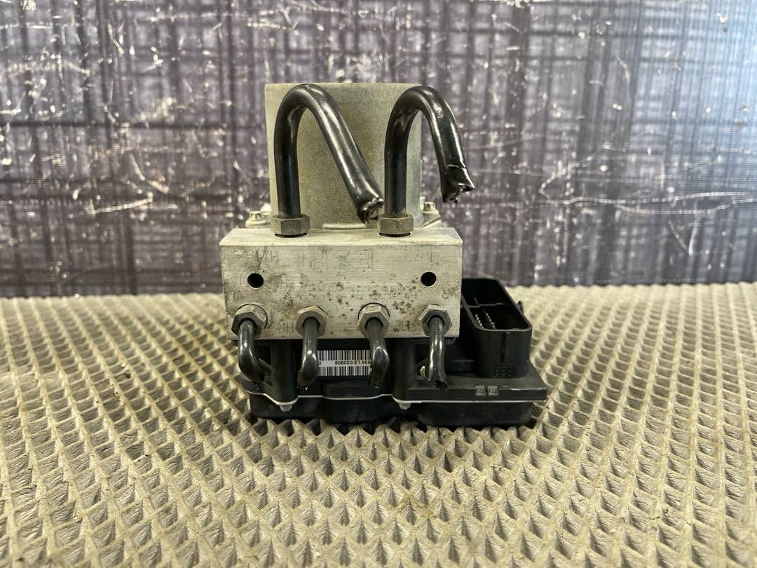 Блок ABS, 5984 рублей, Красноярск