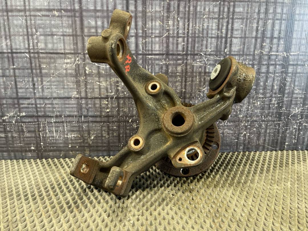 Поворотный кулак, 3468 рублей, Красноярск