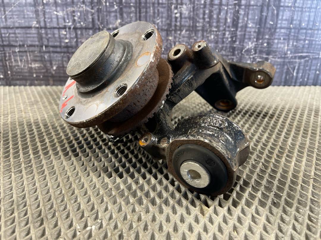 Поворотный кулак, 3468 рублей, Красноярск