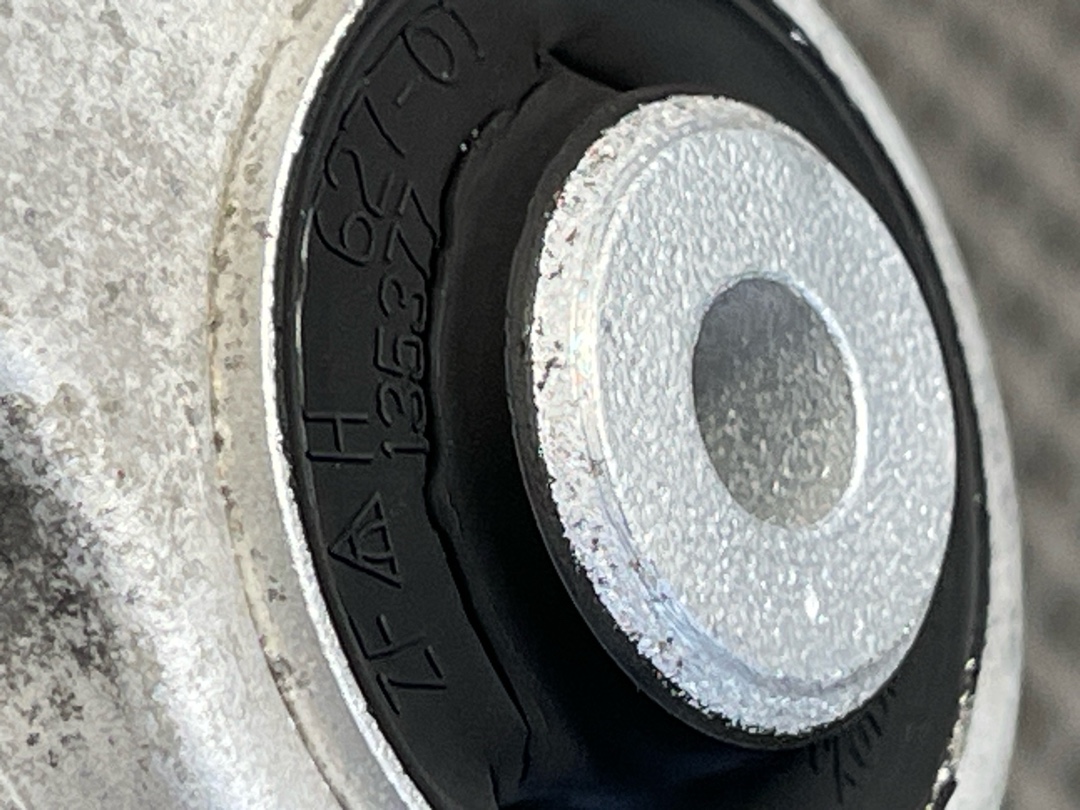 Рычаг подвески, 1114 рублей, Красноярск