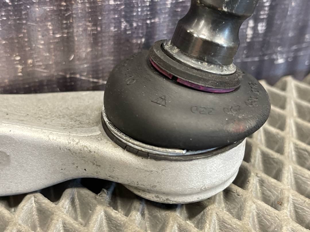 Рычаг подвески, 1114 рублей, Красноярск